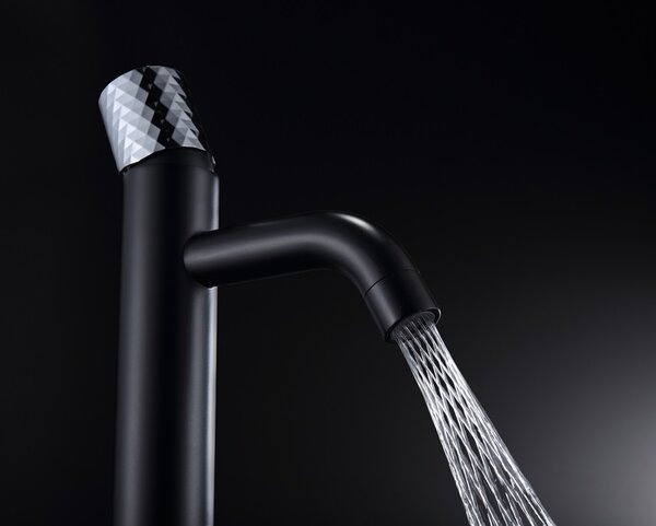 Смеситель для раковины Boheme Stick 121-BCR, черный, (black diamond chrome)