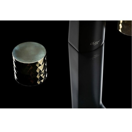 Смеситель для раковины Boheme Venturo 150-BG-DIAMOND, ручка DIAMOND, цвет черный/золото